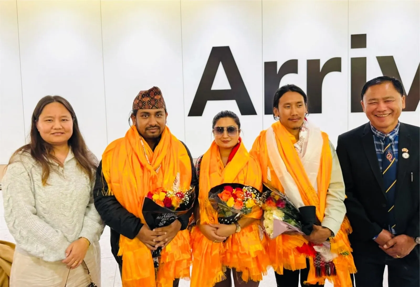 १७ औँ नेपाली ओपन कन्सर्टमा सहभागी हुन गायक खेम सेन्चुरी र गायिका अन्जु पन्त लन्डनमा